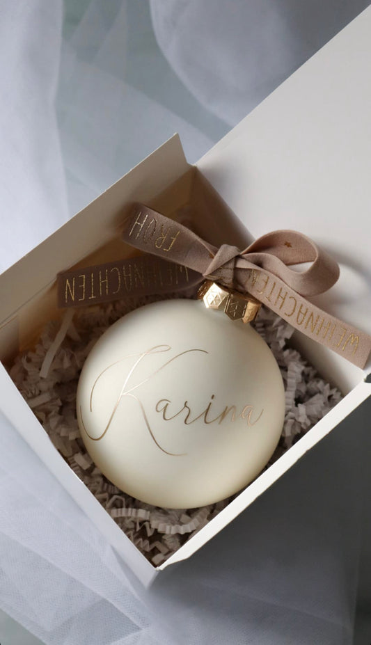 Bola Luxury
